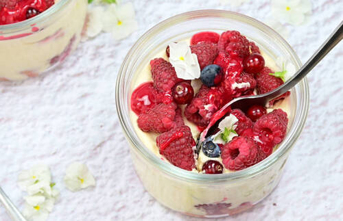 ROTE BEEREN-TIRAMISU