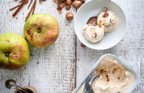 CRÈME GLACÉE DE CRUMBLE AUX POMMES
