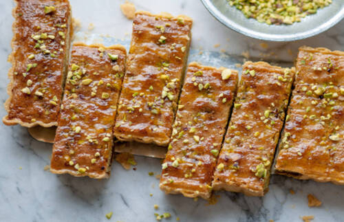 TARTE PISTACHE, FRANGIPANE & ABRICOTS